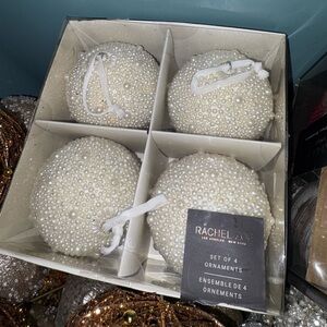 Beautiful Rachel Zoe White Pearl Ornament Set